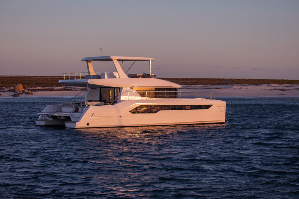 52 ft power catamaran